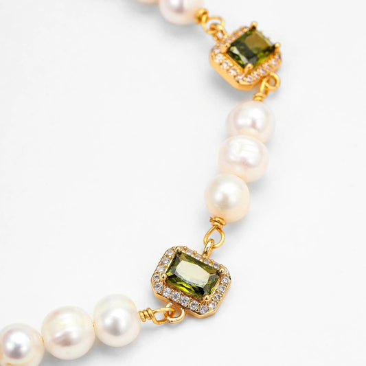 GEMS AND PEARLS SIGNATURE BRADED BRACELET - Disco Eros Finos -Handmade jewelry pearls crystal gems rings and chains (matcha)