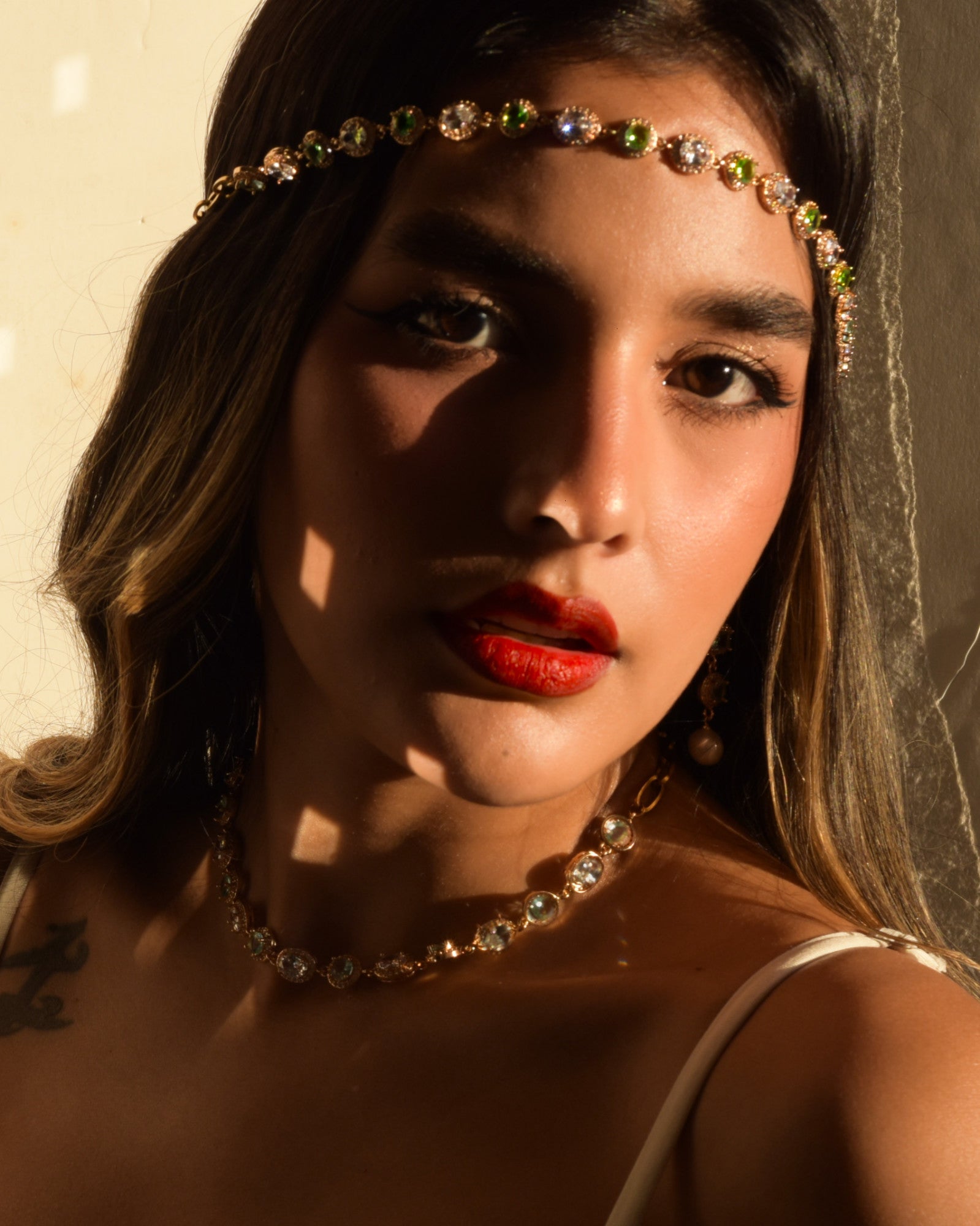 A female model wearing Sparkling Water Lillies multi gems choker Necklace in blue - Disco Eros Finos aka DEF Jewelry - Eternity necklace (green)