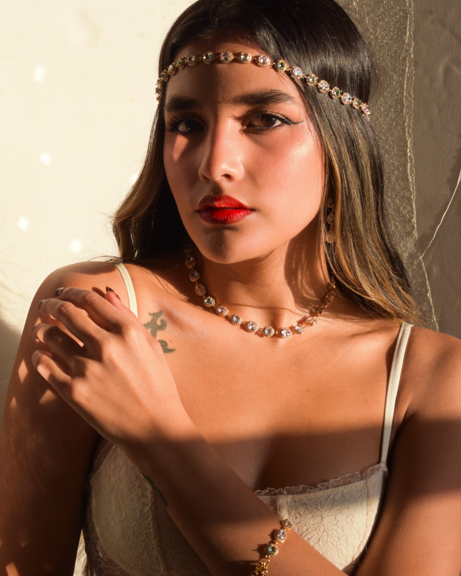 A female model wearing Sparkling Water Lillies multi gems choker Necklace in blue - Disco Eros Finos aka DEF Jewelry - Eternity necklace (blue)